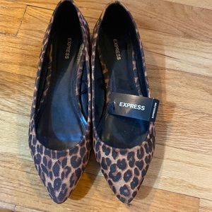 NWT Express leopard print pointy shoes